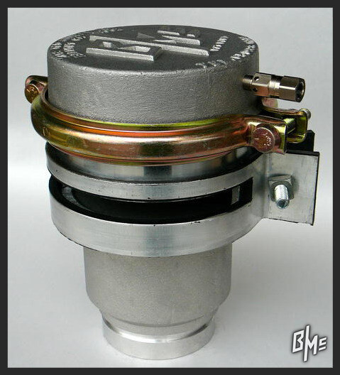 Detail view of the Bertolini B/Mc water truck spray valve